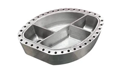 Titanová skříň na levé straně